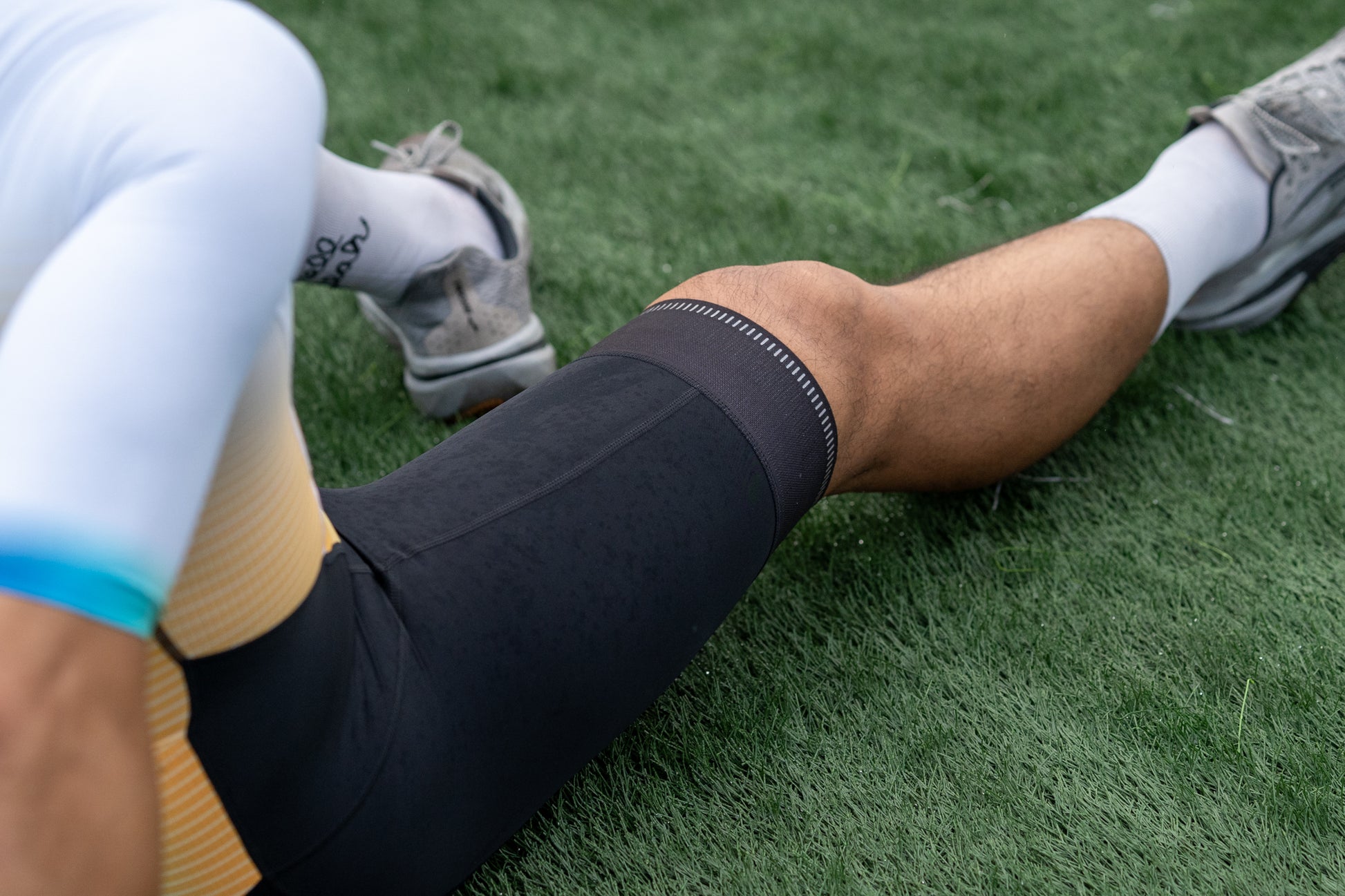 Multicolor- Multisport Suit