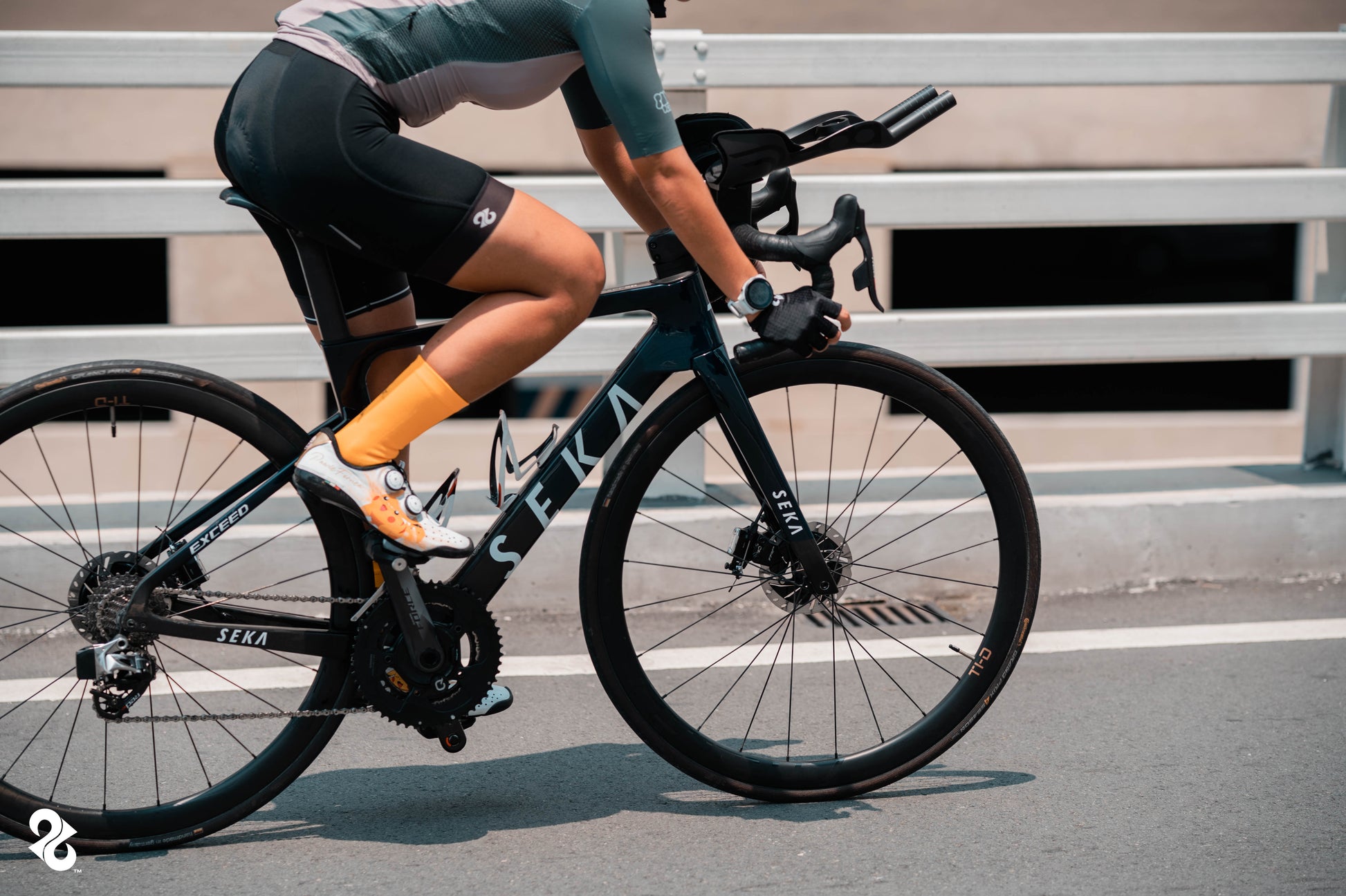 Haste Bibshorts (Women specific)- Cycling bib